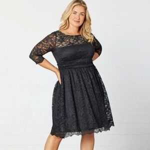 Luna Lace dress